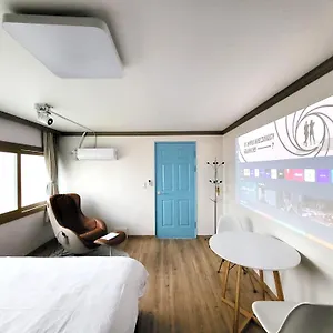 3* Hotel Island