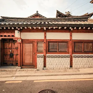 Guest house Bukchonmaru Hanok Seoul